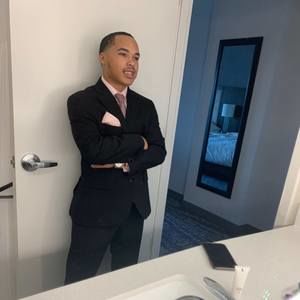 Meet your Posher, Collin